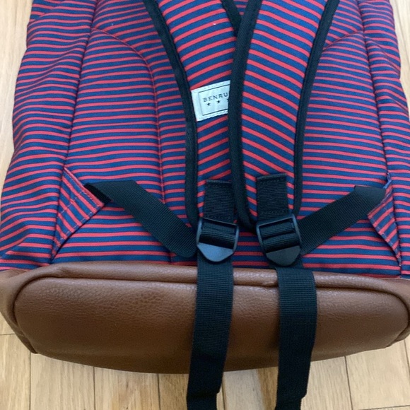 BENRUS Scout Backpack Large Red Blue Striped Leather Straps School Travel 19" - Picture 11 of 12